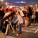 «Это маленький шаг для человека, но гигантский скачок для человечества.» (Армстронг, астронавт)