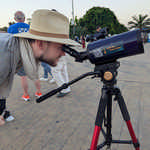 «Мы не одиноки в космосе в том смысле, что мы — часть космоса.» (Саган, астрофизик)